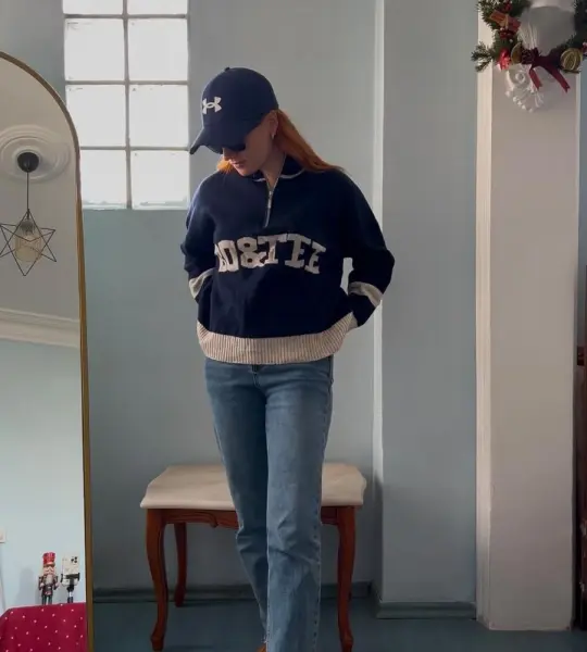 Lacivert Yazılı Fermuarlı Yün Kazak